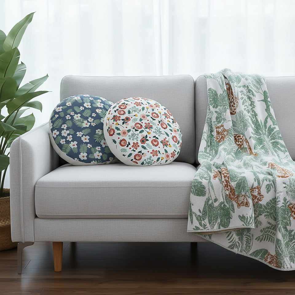 SOGA Home & Living Bundle – Soft Polyester-Cotton Pillows & Tropical Leaf Throw Blanket