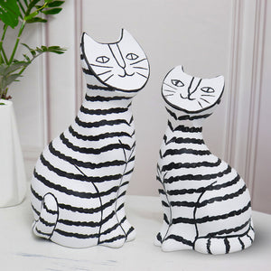 SOGA 22cm and 27cm Black & White Striped Cat Resin Sculptures for Stylish Home Decor