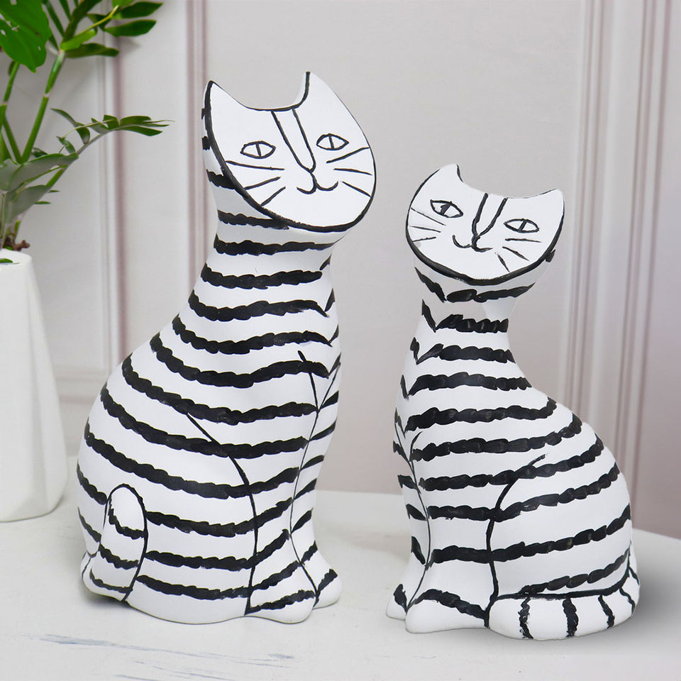 SOGA 22cm and 27cm Black & White Striped Cat Resin Sculptures for Stylish Home Decor