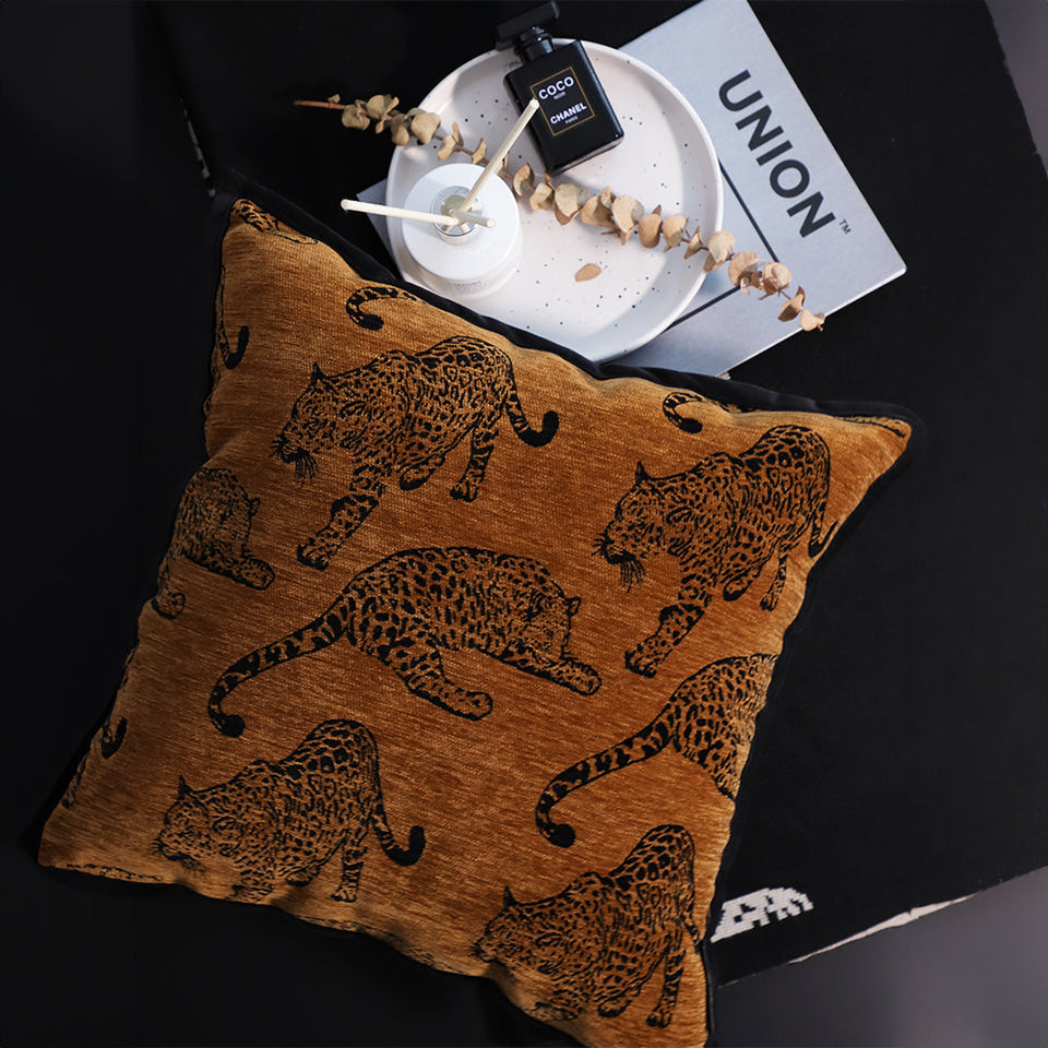 SOGA 2-Pack 45cm Dark Brown Leopard Print Throw Pillows