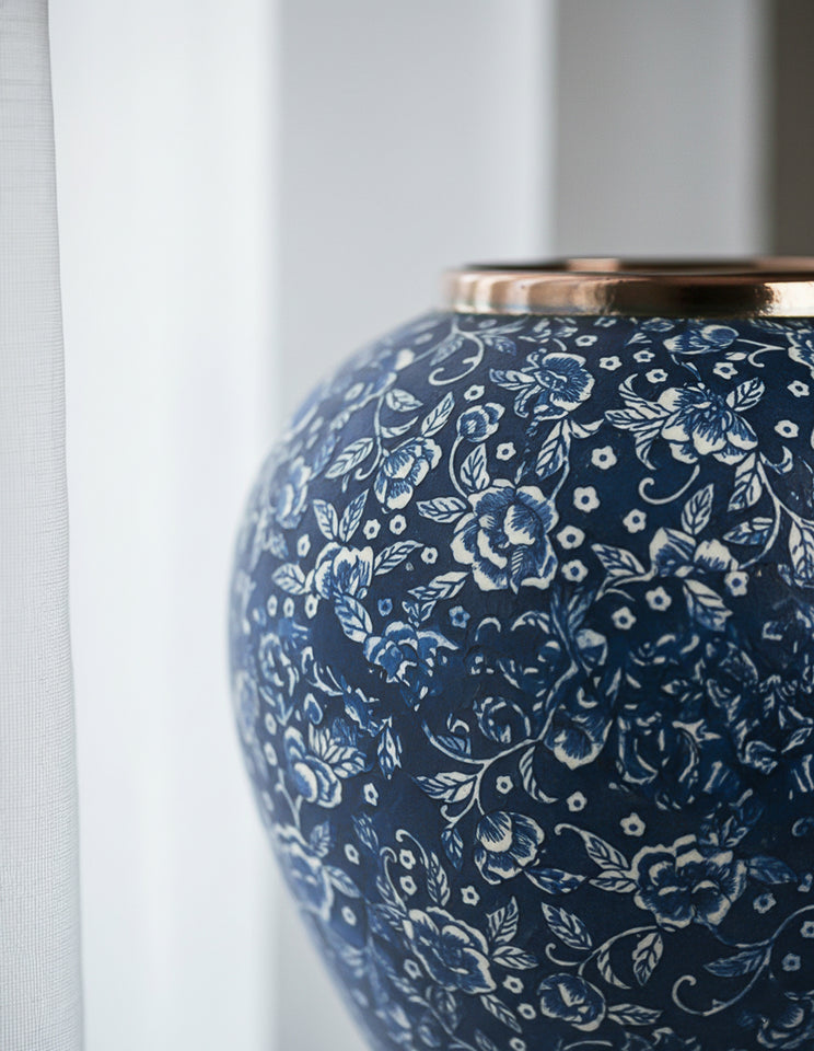 SOGA 21x22cm Blue with White Mini Floral Small Ceramic Flower Vase Elegant Living Room Home Decor