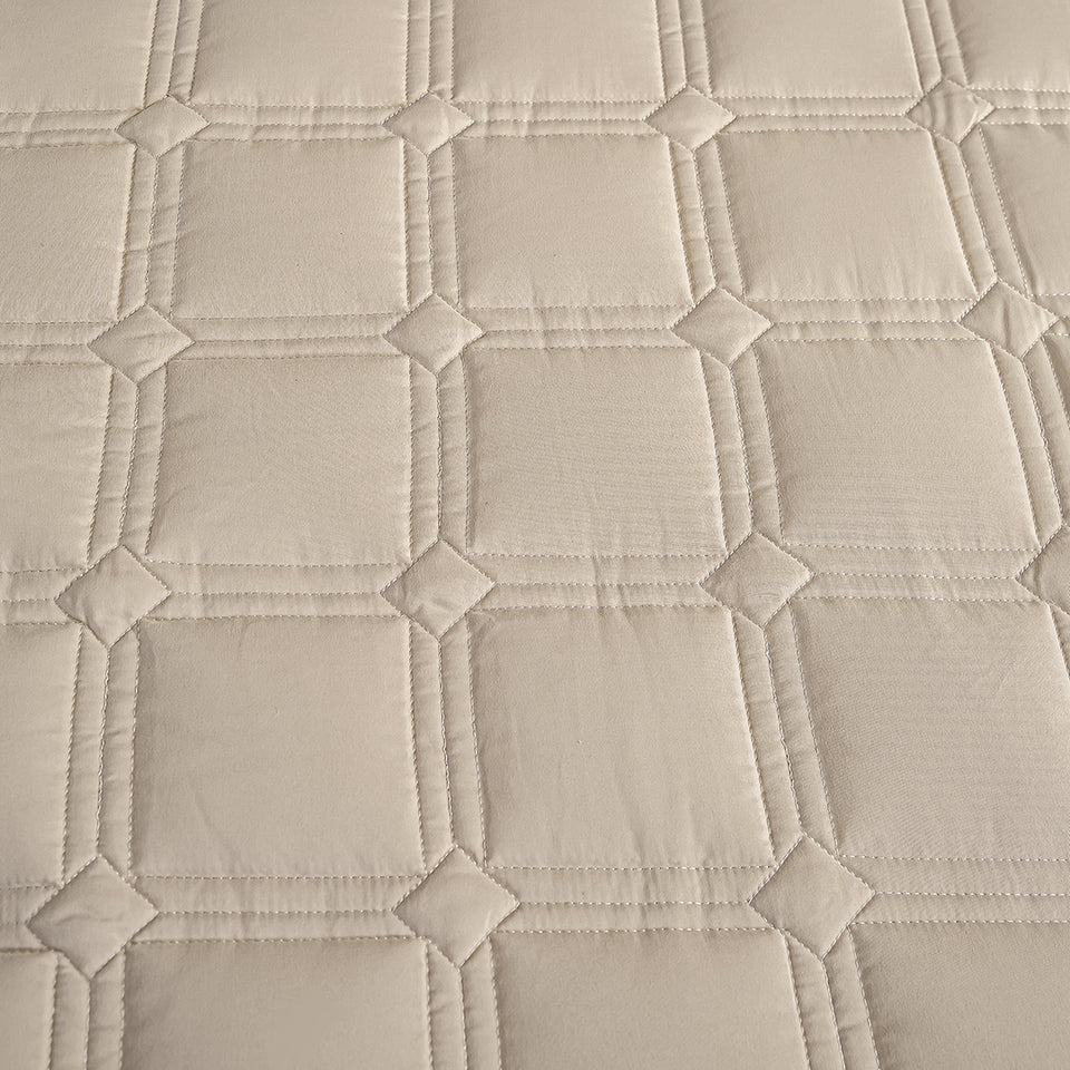 SOGA Beige 153cm Wide Mattress Cover Thick Quilted Stretchable Bed Spread Sheet Protector with Pillow Covers