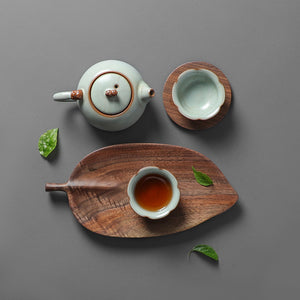 SOGA Set of 2 Walnut Leaf Shape Wooden Tray Food Charcuterie Serving Board Paddle Centerpiece Home Decor
